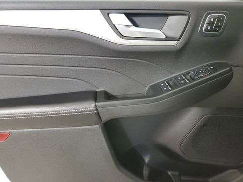 Used 2023 Ford Escape Platinum w/ Premium Technology Package image 20