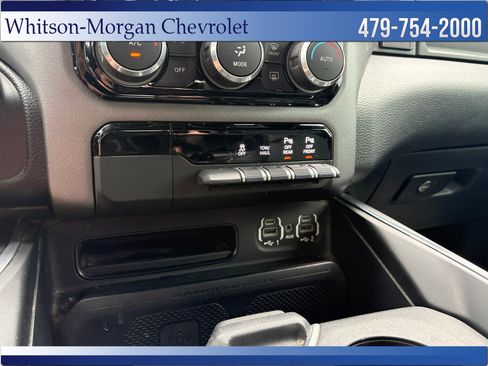 Used 2022 RAM 1500 Laramie AWD/4WD image 38