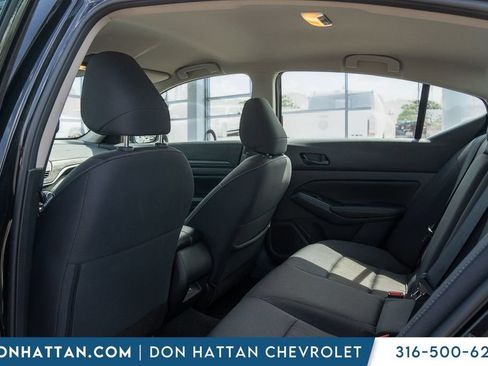 Used 2025 Nissan Altima 2.5 SV AWD/4WD image 19
