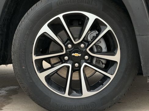 Used 2025 Chevrolet TrailBlazer LT image 9