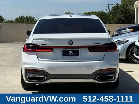 Used 2022 BMW 750i xDrive w/ Executive Package AWD/4WD image 8