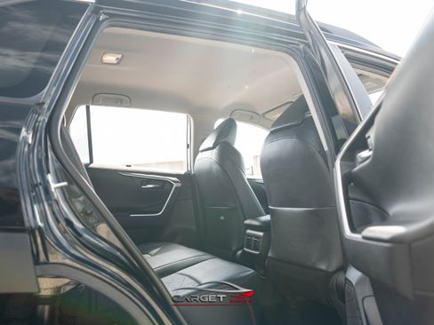 Used 2021 Toyota RAV4 Adventure image 19