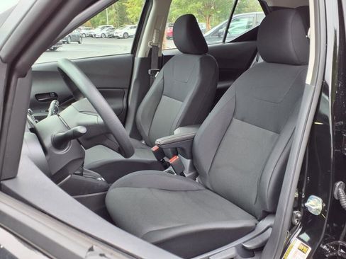 New 2025 Nissan Kicks Play S image 5