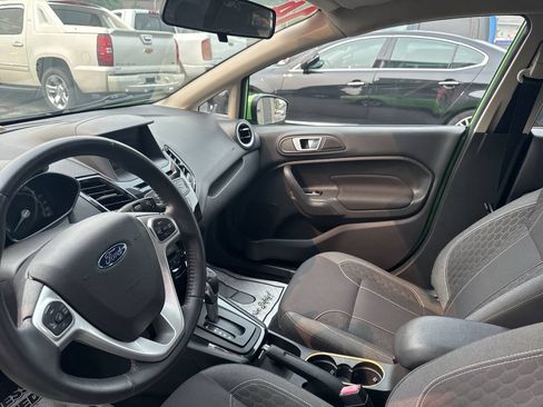Used 2014 Ford Fiesta SE w/ Equipment Group 201A FWD image 15