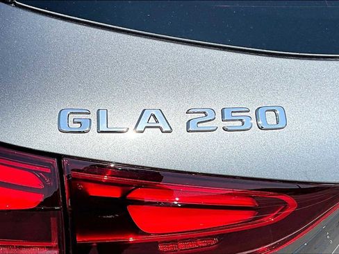 New 2026 Mercedes-Benz GLA 250 image 15