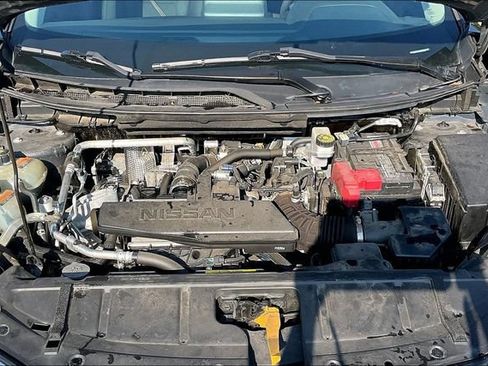 Used 2024 Nissan Rogue S AWD/4WD image 28