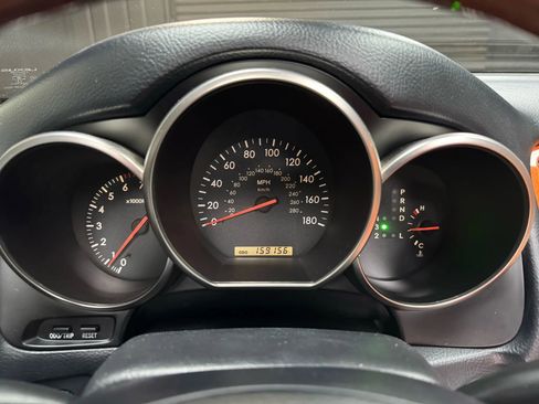 Used 2002 Lexus SC 430 Convertible image 30