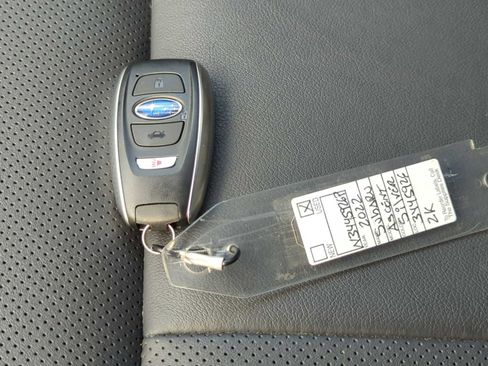 Used 2022 Subaru Ascent Limited w/ Technology Package image 37