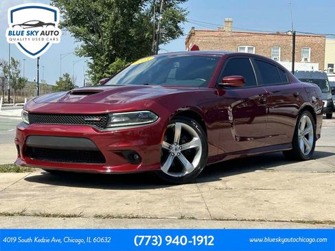 Used 2018 Dodge Charger R/T RWD image 1