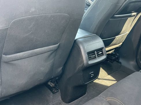 Used 2018 GMC Terrain SLE w/ Driver Convenience Package FWD image 15