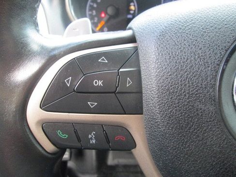 Used 2015 Jeep Grand Cherokee Limited w/ Trailer Tow Group IV image 21