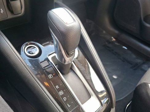 Used 2020 Nissan Versa SV image 14