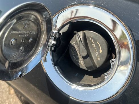 Used 2017 Dodge Challenger R/T RWD image 38