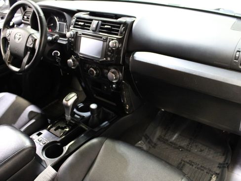 Used 2017 Toyota 4Runner TRD Pro image 37