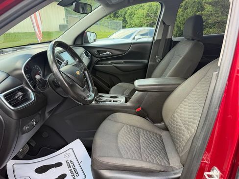Used 2018 Chevrolet Equinox LT FWD image 10