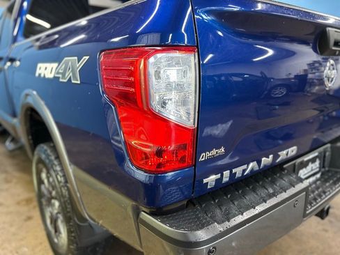 Used 2016 Nissan Titan PRO-4X w/ Pro-4x Convenience Package image 9