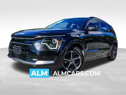 Used 2023 Kia Niro SX