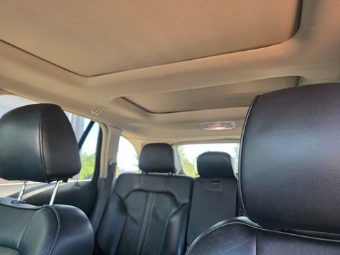 Used 2013 Lincoln MKX AWD image 8