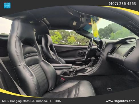 Used 2004 Chevrolet Corvette Coupe RWD image 19