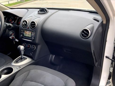 Used 2015 Nissan Rogue S w/ Convenience Package image 16