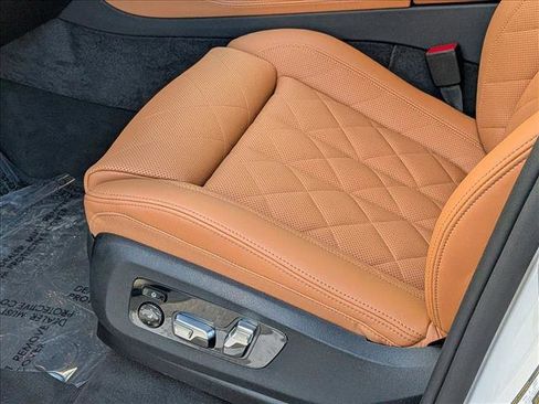 New 2026 BMW X5 xDrive50e w/ Parking Assistance Package image 4