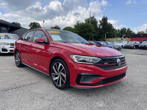 Used 2019 Volkswagen Jetta GLI Autobahn FWD image 3