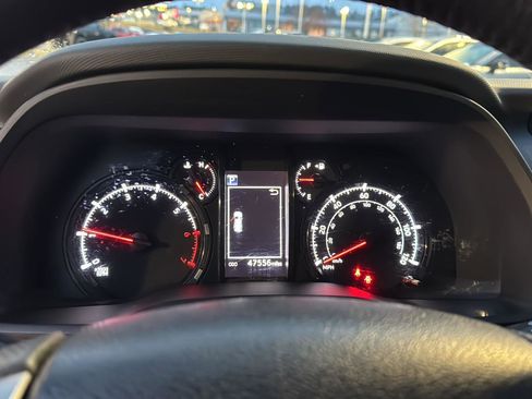 Certified 2023 Toyota 4Runner SR5 Premium w/ Moonroof Package image 20