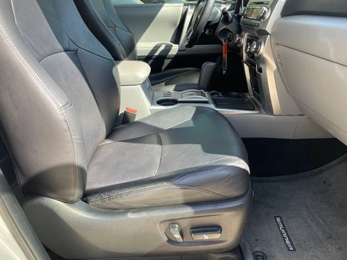 Used 2013 Toyota 4Runner SR5 RWD image 26