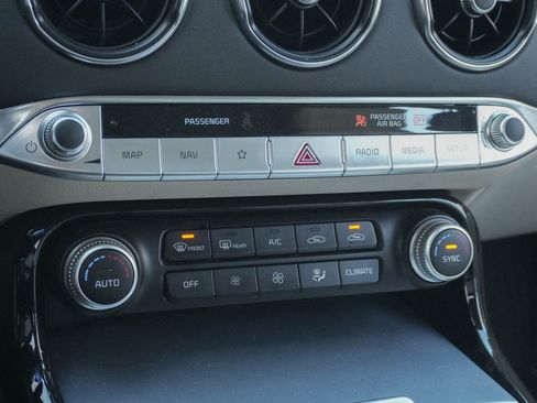 Used 2023 Kia Stinger GT2 image 24