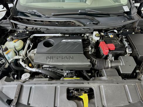 Used 2023 Nissan Rogue SV AWD/4WD image 31