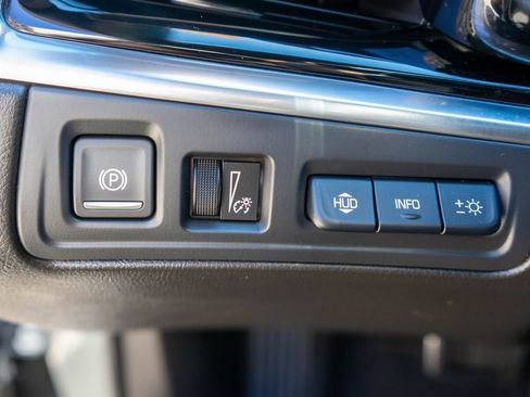 Used 2024 Cadillac XT6 Sport w/ Technology Package image 21