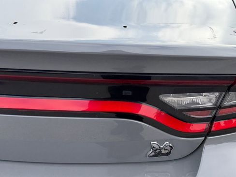 Used 2019 Dodge Charger Scat Pack w/ Dynamics Package image 11