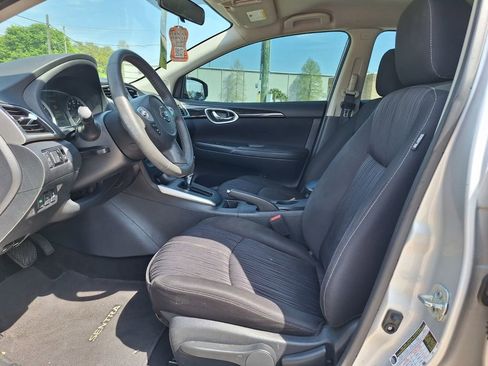 Used 2017 Nissan Sentra SV image 11