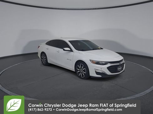 Used 2024 Chevrolet Malibu RS FWD image 3