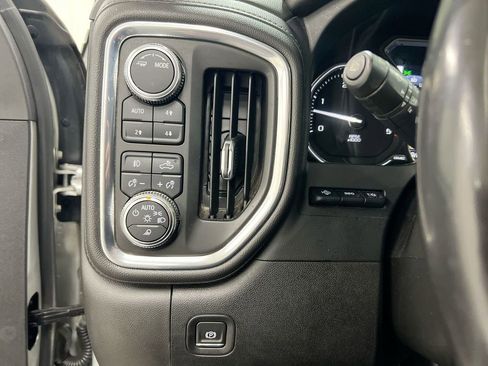 Used 2020 GMC Sierra 2500 Denali w/ Denali Ultimate Package image 18