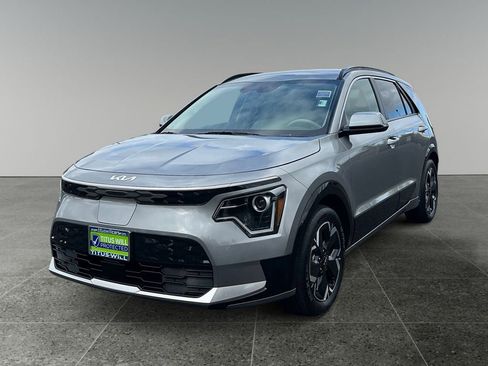 Used 2023 Kia Niro Wind w/ Wind Preserve Package FWD image 4