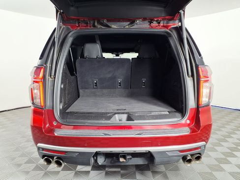 Used 2021 Chevrolet Suburban High Country RWD image 8