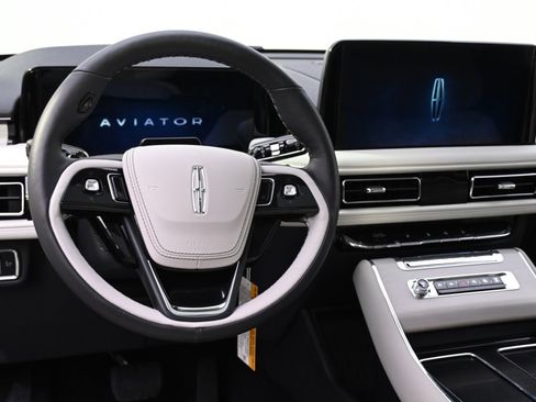 New 2026 Lincoln Aviator Reserve image 12