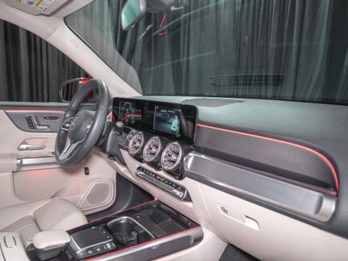Certified 2021 Mercedes-Benz GLB 250 image 14