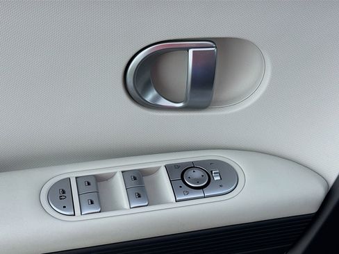 Used 2024 Hyundai Ioniq 5 SEL image 20