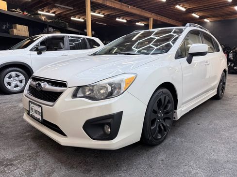 Used 2012 Subaru Impreza 2.0i Sport Premium image 4