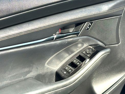 Used 2024 MAZDA MAZDA3 s image 16