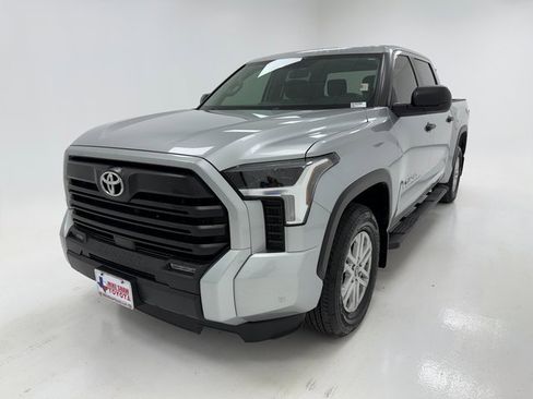 Used 2024 Toyota Tundra SR5 image 4