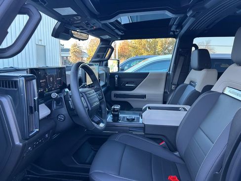 New 2026 GMC Hummer EV SUV image 13
