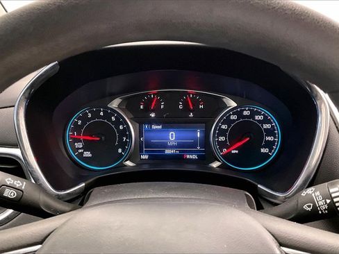 Used 2023 Chevrolet Equinox LT image 19