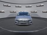 Used 2024 Hyundai Elantra SE image 2