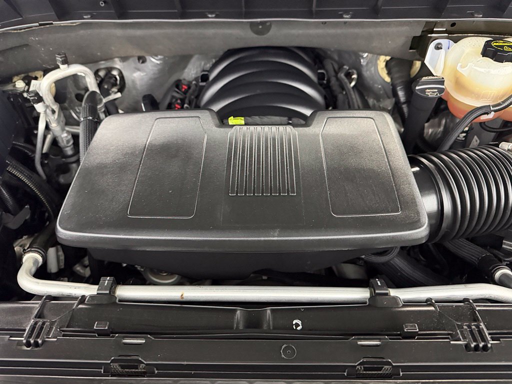 Used 2025 Chevrolet Silverado 1500 LT RWD image 21