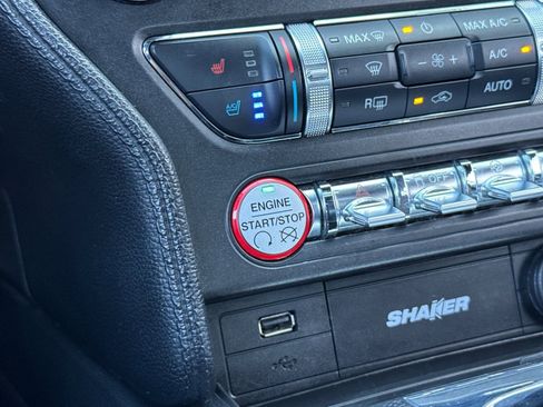 Used 2017 Ford Mustang Premium image 20