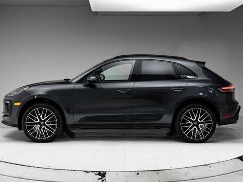 Certified 2026 Porsche Macan AWD/4WD image 2