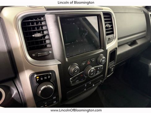 Used 2018 RAM 1500 SLT image 32